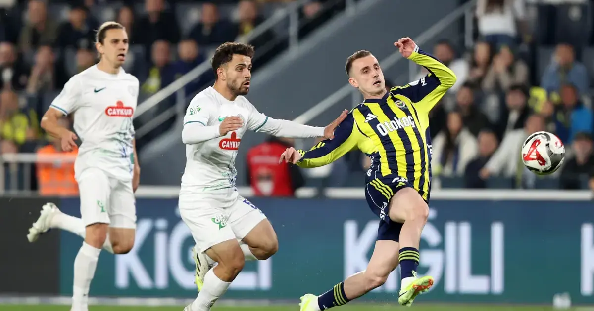 Kadıköy'de 4 gol, Fenerbahçe 90+8'de iki puan kaybetti